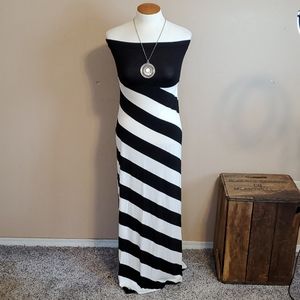 J Mode, black & ivory stripe full length dress med